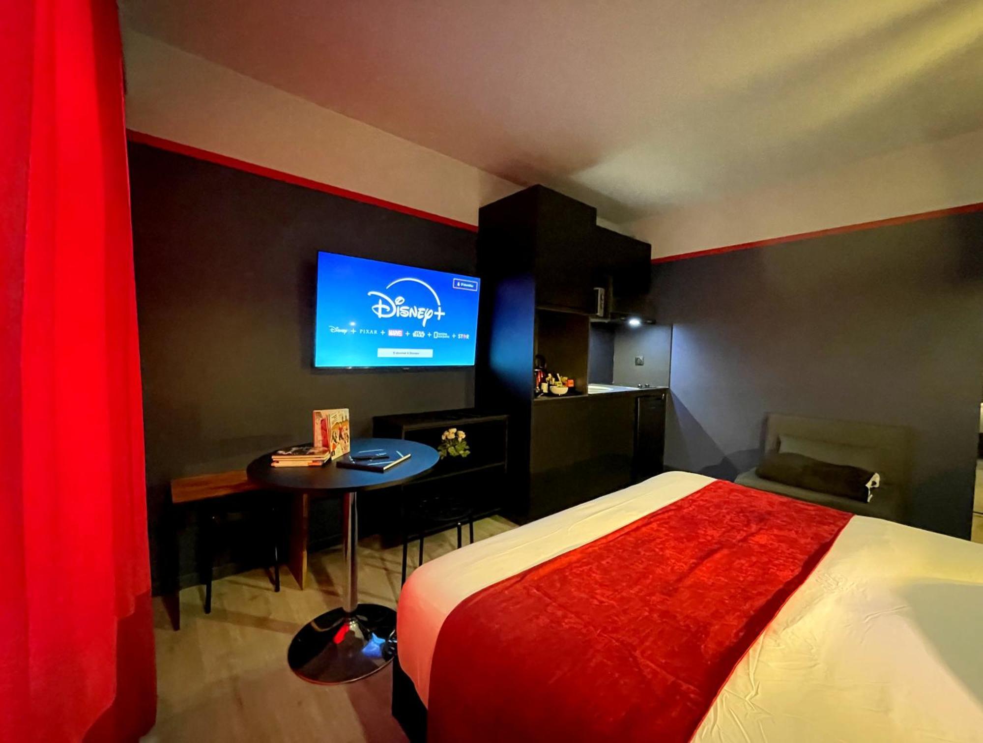 Disney 'Xperience - Parc 10 Min - 3Pers Esbly Exteriör bild